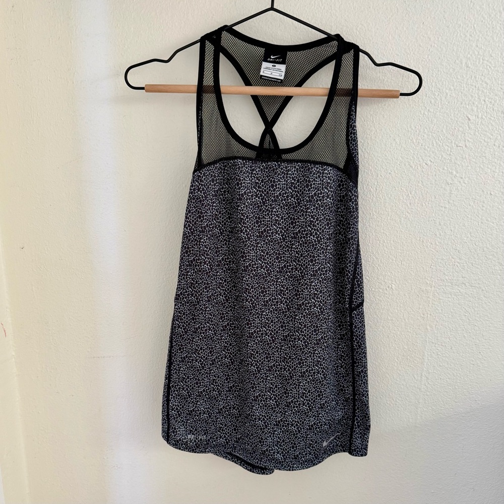 Nike Women's Black and White Patterned Tank Top